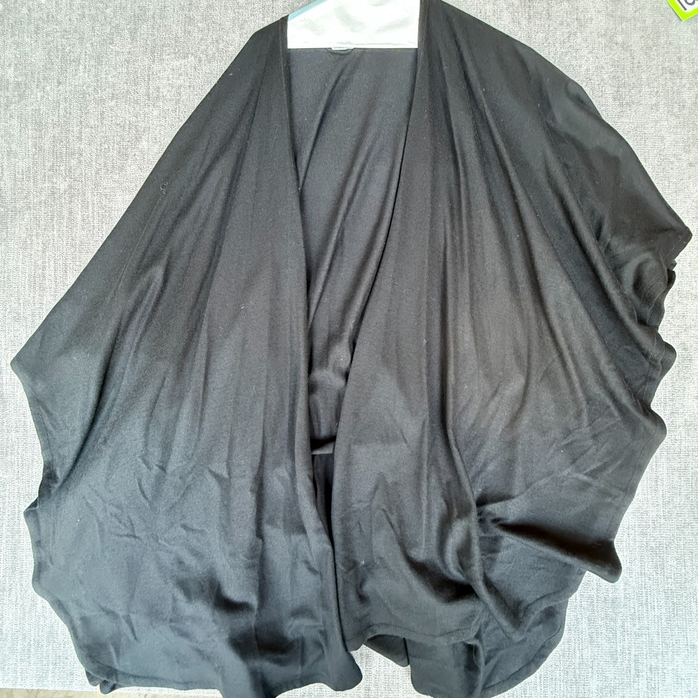 Women Open Front Flowing Poncho Cardigan Black Lightweight Relaxed Fit Boho Chic